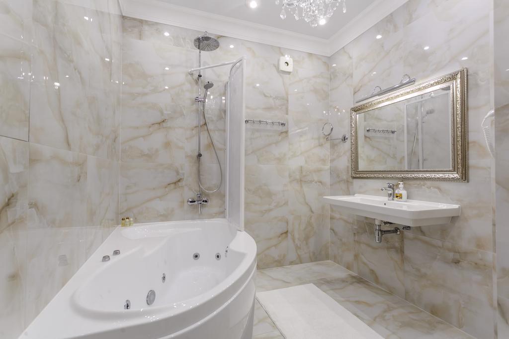 Royal Rent Minsk Apartment Ngoại thất bức ảnh