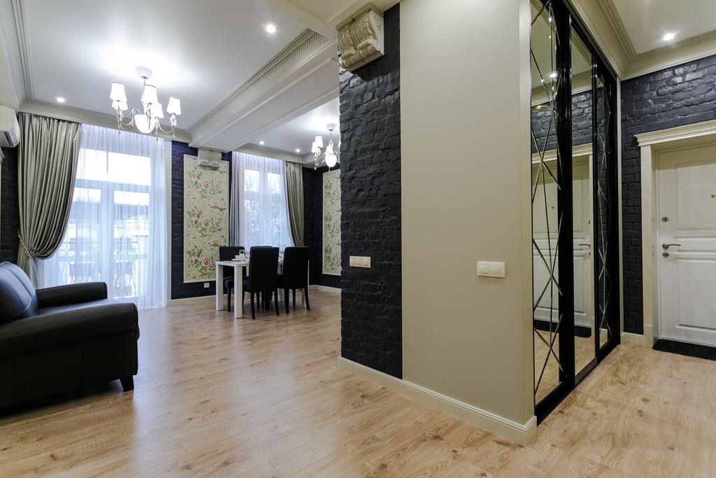 Royal Rent Minsk Apartment Ngoại thất bức ảnh