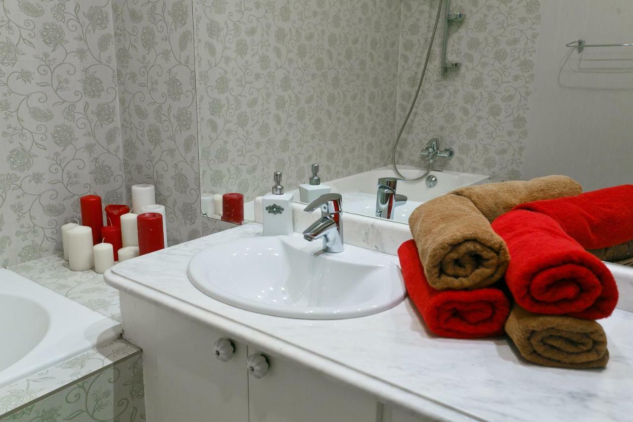 Royal Rent Minsk Apartment Ngoại thất bức ảnh